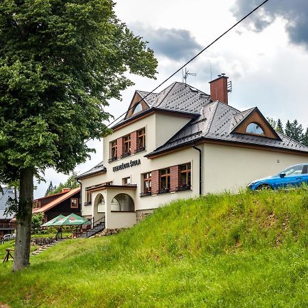 Bezrucova Skola Hotel Staré Hamry Kültér fotó
