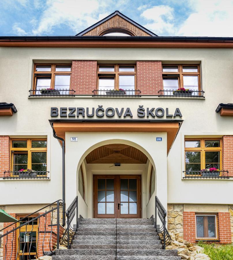 Bezrucova Skola Hotel Staré Hamry Kültér fotó