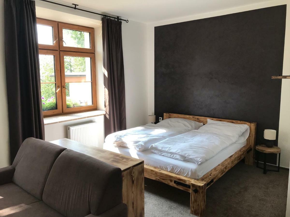 Bezrucova Skola Hotel Staré Hamry Kültér fotó
