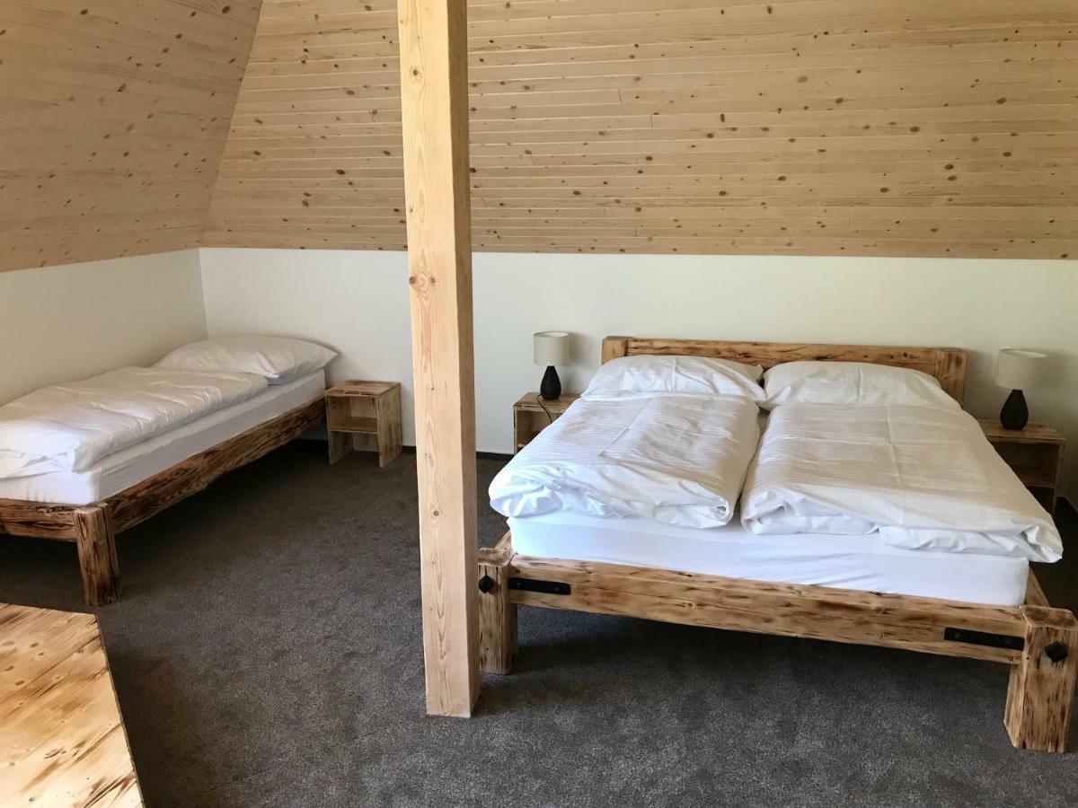 Bezrucova Skola Hotel Staré Hamry Kültér fotó