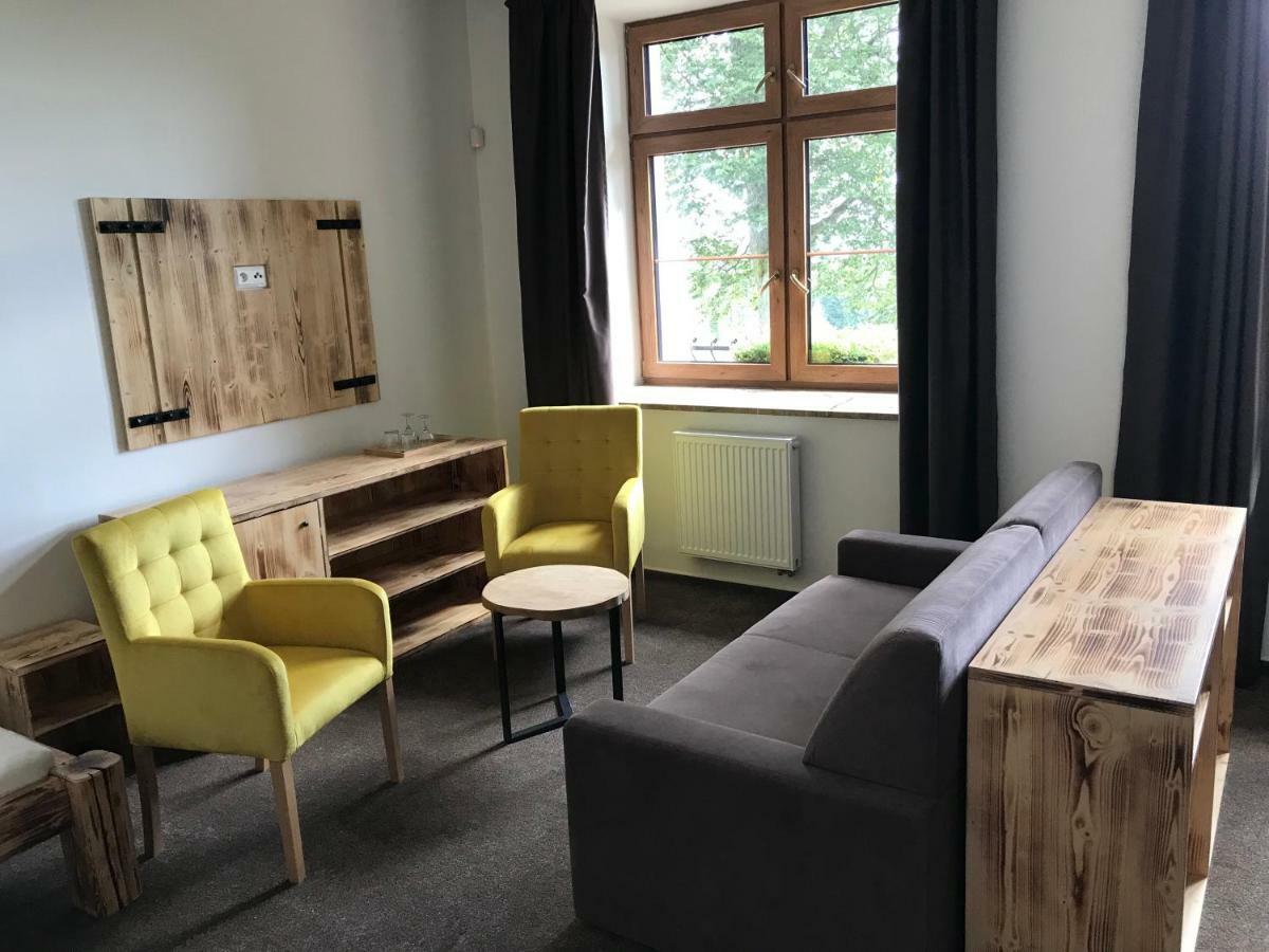 Bezrucova Skola Hotel Staré Hamry Kültér fotó