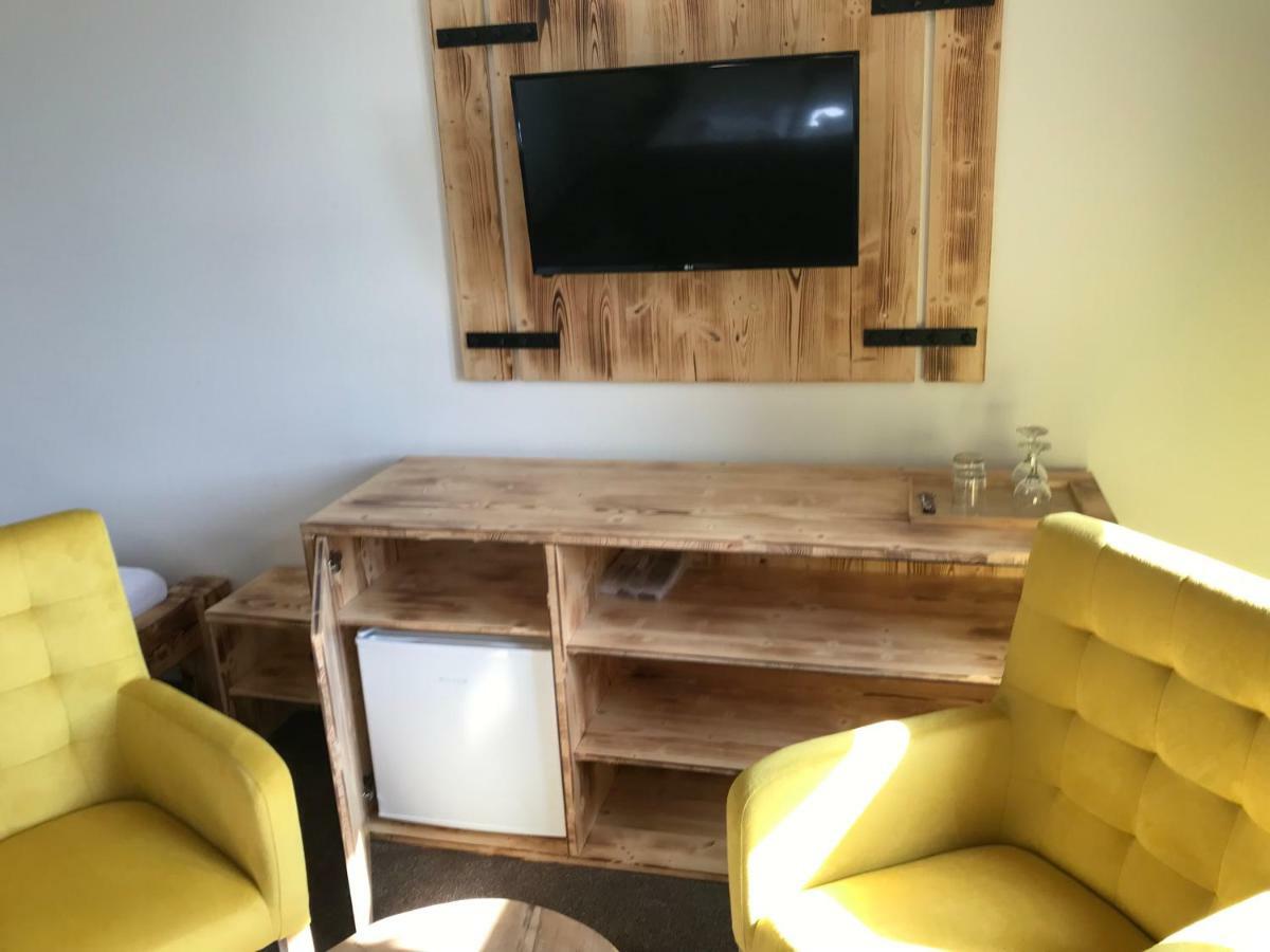 Bezrucova Skola Hotel Staré Hamry Kültér fotó