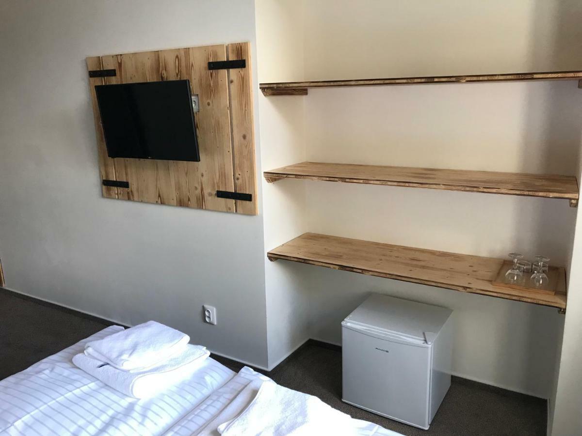 Bezrucova Skola Hotel Staré Hamry Kültér fotó